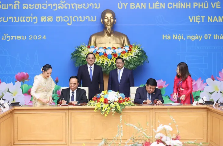 Họp Ủy ban liên Chính phủ về hợp tác song phương Việt Nam – Lào - Ảnh 1. Họp Ủy ban liên Chính phủ về hợp tác song phương Việt Nam – Lào - Ảnh 1.