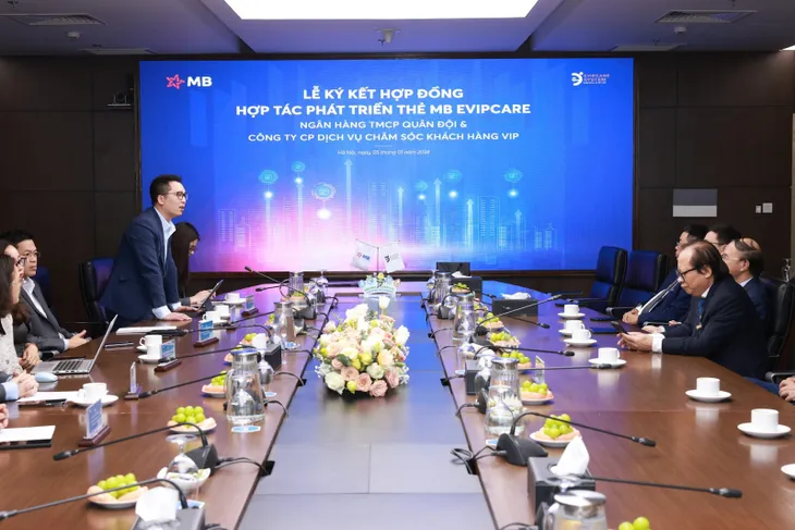 Ngân hàng MBBANK bắt tay với eVIPcare ra mắt dòng thẻ đen quyền lực tại Việt Nam - Ảnh 3. Ngân hàng MBBANK bắt tay với eVIPcare ra mắt dòng thẻ đen quyền lực tại Việt Nam - Ảnh 3.