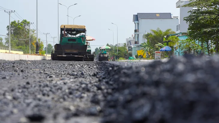 Người dân Cần Thơ vui mừng khi đường vành đai sân bay sắp thông xe - Ảnh 2. Người dân Cần Thơ vui mừng khi đường vành đai sân bay sắp thông xe - Ảnh 2.