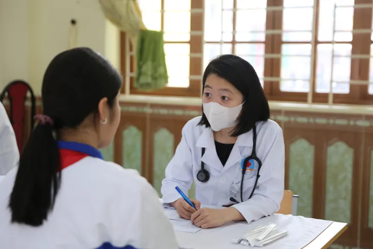 Mang yêu thương đến với những hoàn cảnh khó khăn tại Cao Bằng - Ảnh 2. Mang yêu thương đến với những hoàn cảnh khó khăn tại Cao Bằng - Ảnh 2.