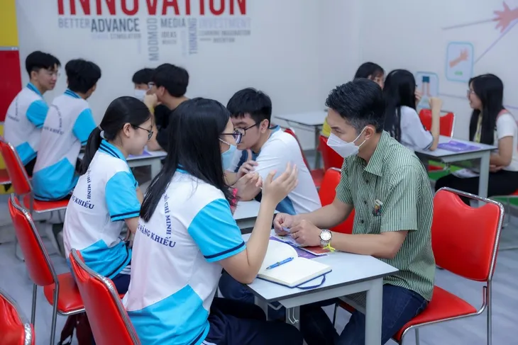 Chạm tới ước mơ trường chuyên lớp chọn - Ảnh 3. Chạm tới ước mơ trường chuyên lớp chọn - Ảnh 3.