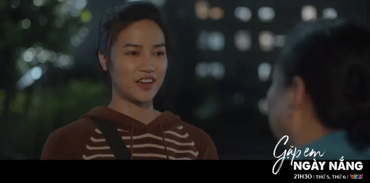 Gặp em ngày nắng - Tập 3: Bà Quý chạnh lòng nghĩ mình là gánh nặng của con cháu - Ảnh 2. Gặp em ngày nắng - Tập 3: Bà Quý chạnh lòng nghĩ mình là gánh nặng của con cháu - Ảnh 2.
