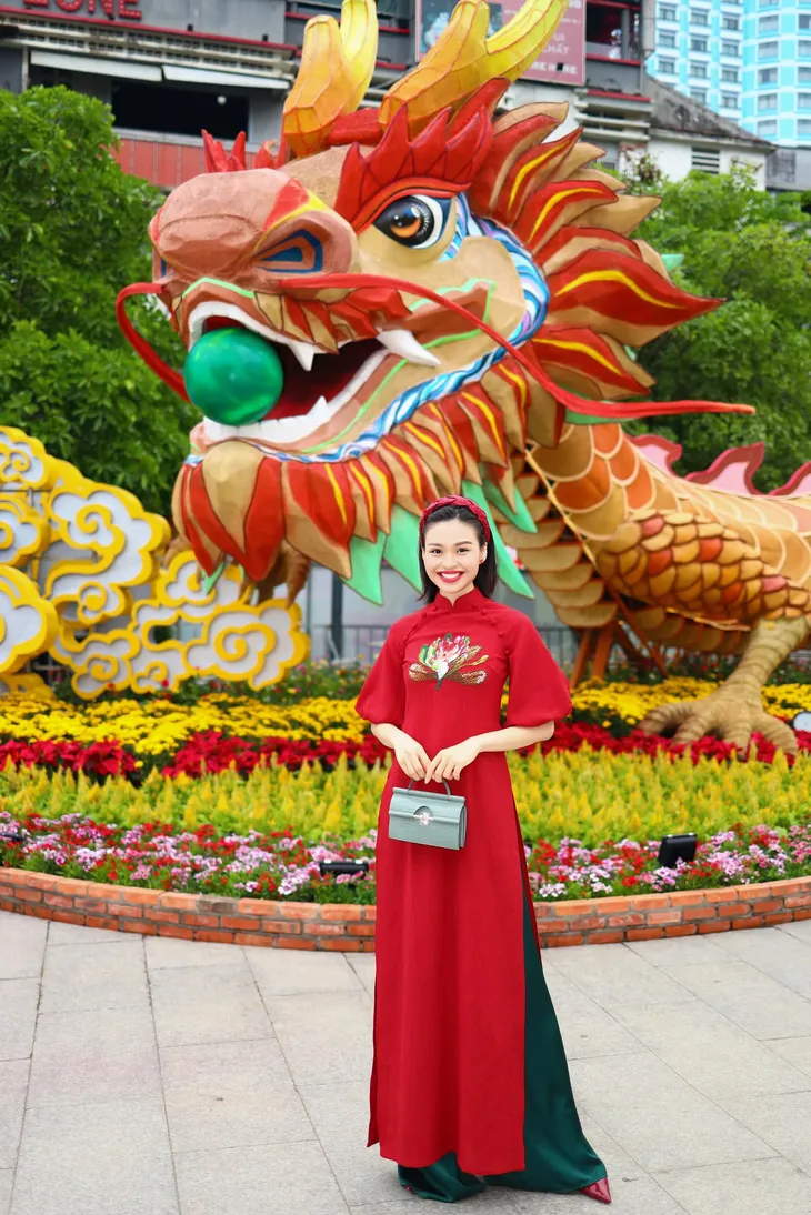Không khí tất bật ở sân khấu kịch TP Hồ Chí Minh ngày Tết - Ảnh 3. Không khí tất bật ở sân khấu kịch TP Hồ Chí Minh ngày Tết - Ảnh 3.