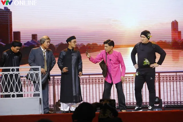 Gala cười 2024: Dàn diễn viên hài trẻ tung hứng cười ra nước mắt vì... nhảy cầu - Ảnh 10. Gala cười 2024: Dàn diễn viên hài trẻ tung hứng cười ra nước mắt vì... nhảy cầu - Ảnh 10.