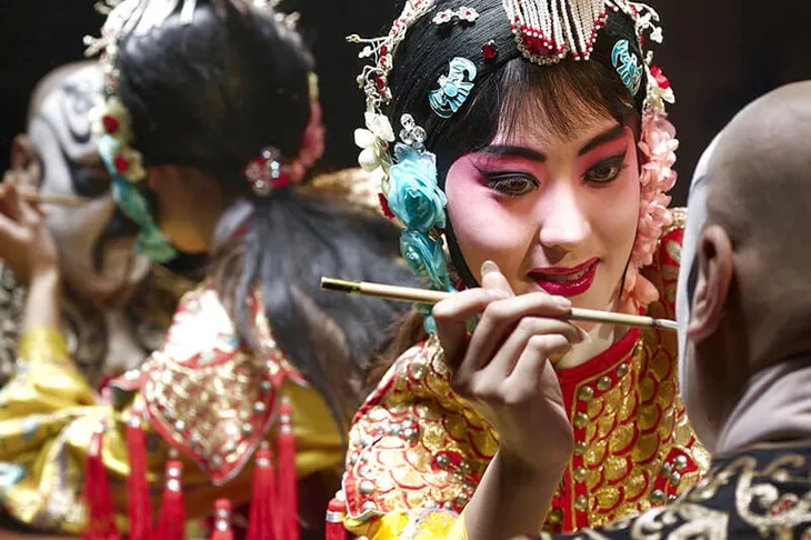 Trung Quốc: Giữ gìn giá trị truyền thống giữa xã hội hiện đại - Ảnh 1. Trung Quốc: Giữ gìn giá trị truyền thống giữa xã hội hiện đại - Ảnh 1.
