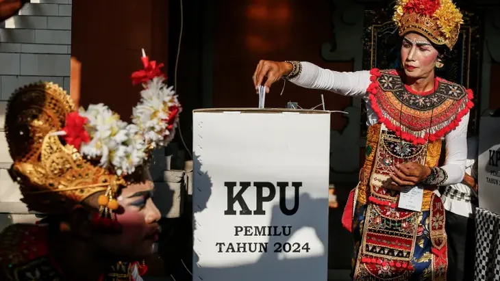 Bầu cử Indonesia: Ông Prabowo nhiều khả năng giành chiến thắng ngay tại vòng 1 - Ảnh 1. Bầu cử Indonesia: Ông Prabowo nhiều khả năng giành chiến thắng ngay tại vòng 1 - Ảnh 1.