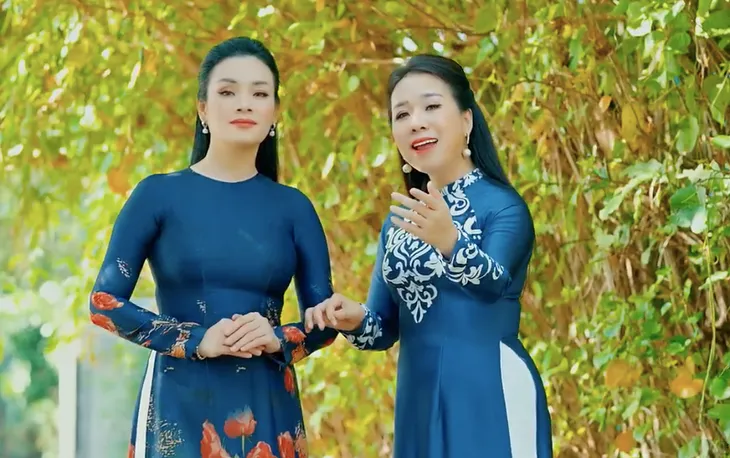 Tân Nhàn ra album sau 2 năm mất giọng hát - Ảnh 2. Tân Nhàn ra album sau 2 năm mất giọng hát - Ảnh 2.