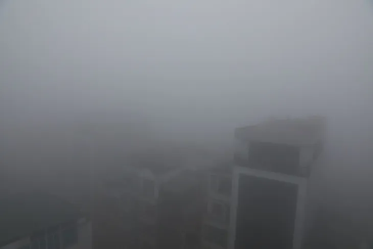 Vì sao Hà Nội mù mịt trong sương dày đặc? - Ảnh 8. Vì sao Hà Nội mù mịt trong sương dày đặc? - Ảnh 8.