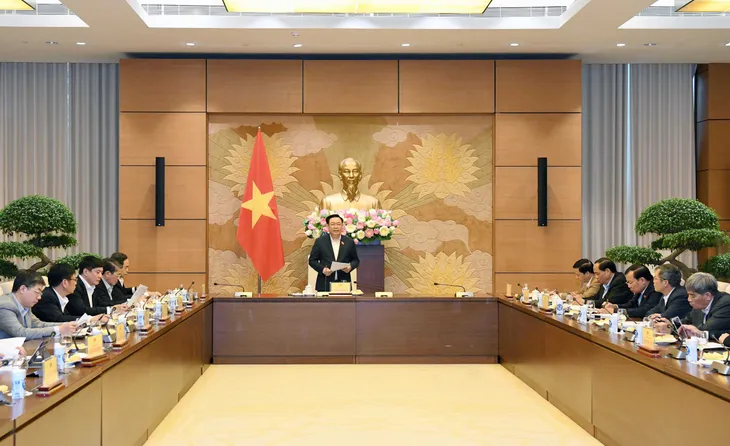 Hoàn thiện pháp luật về phát triển công nghiệp quốc phòng - Ảnh 1. Hoàn thiện pháp luật về phát triển công nghiệp quốc phòng - Ảnh 1.
