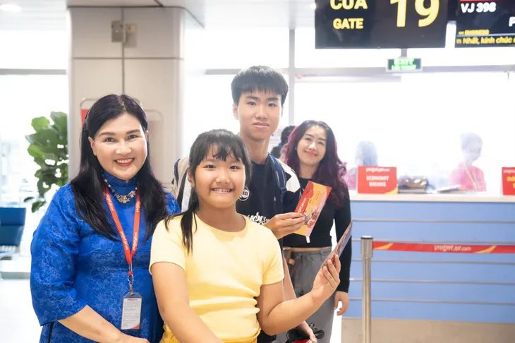 Rộn ràng ngày đầu năm mới tại khắp các đầu sân bay cùng Vietjet - Ảnh 5. Rộn ràng ngày đầu năm mới tại khắp các đầu sân bay cùng Vietjet - Ảnh 5.