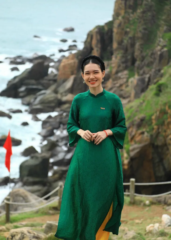 THTT Chương trình giao lưu Nghệ thuật tri ân Ngày Thầy thuốc Việt Nam - Ảnh 1. THTT Chương trình giao lưu Nghệ thuật tri ân Ngày Thầy thuốc Việt Nam - Ảnh 1.