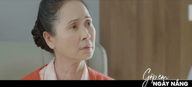 Gặp em ngày nắng - Tập 8: Phương ủ mưu lấy lòng bà nội của Huy - Ảnh 1. Gặp em ngày nắng - Tập 8: Phương ủ mưu lấy lòng bà nội của Huy - Ảnh 1.