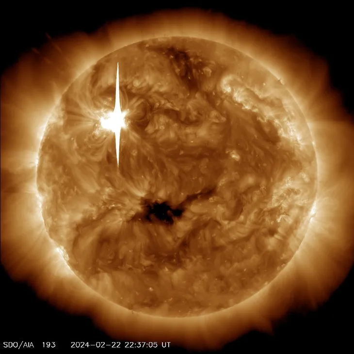NASA công bố hình ảnh tia lửa Mặt Trời - Ảnh 1. NASA công bố hình ảnh tia lửa Mặt Trời - Ảnh 1.