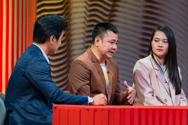 Trung Ruồi bất ngờ hội ngộ NSND Tự Long ở Khách sạn 5 sao - Ảnh 6. Trung Ruồi bất ngờ hội ngộ NSND Tự Long ở Khách sạn 5 sao - Ảnh 6.