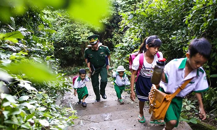 Những hoa biên cương làm đẹp cho đời - Ảnh 2. Những hoa biên cương làm đẹp cho đời - Ảnh 2.