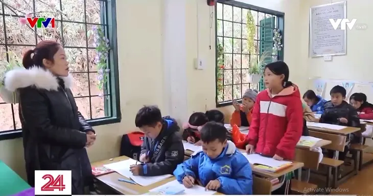 Tảo hôn, cái nghèo cản bước gieo chữ vùng cao - Ảnh 4. Tảo hôn, cái nghèo cản bước gieo chữ vùng cao - Ảnh 4.