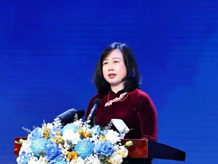Chủ tịch nước Võ Văn Thưởng dự chương trình Tôn vinh Thầy thuốc Việt Nam - Ảnh 2. Chủ tịch nước Võ Văn Thưởng dự chương trình Tôn vinh Thầy thuốc Việt Nam - Ảnh 2.