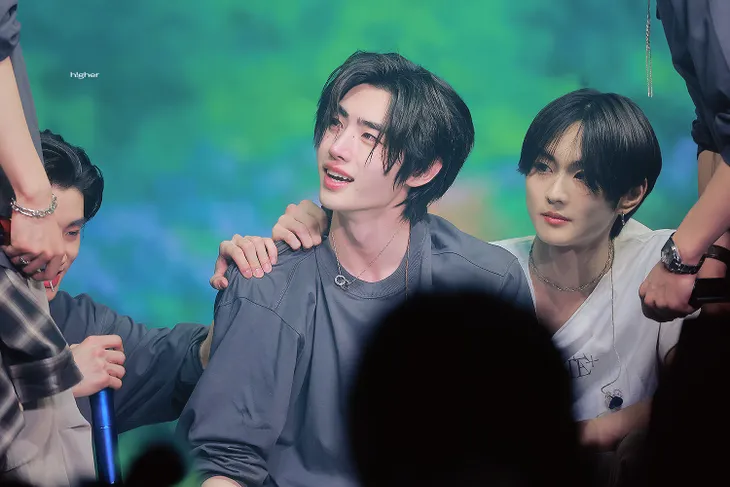 Karina (aespa) - Lee Jae Wook xác nhận hẹn hò, Song Joong Ki không đẹp trai trong phim mới - Ảnh 4. Karina (aespa) - Lee Jae Wook xác nhận hẹn hò, Song Joong Ki không đẹp trai trong phim mới - Ảnh 4.