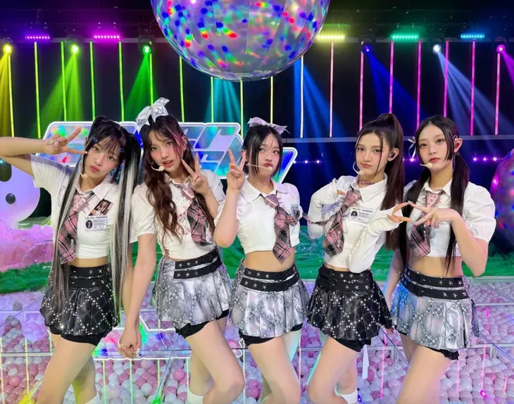 Lee Hyori không muốn Jennie (BLACKPINK) mặc trang phục hở hang - Ảnh 1. Lee Hyori không muốn Jennie (BLACKPINK) mặc trang phục hở hang - Ảnh 1.