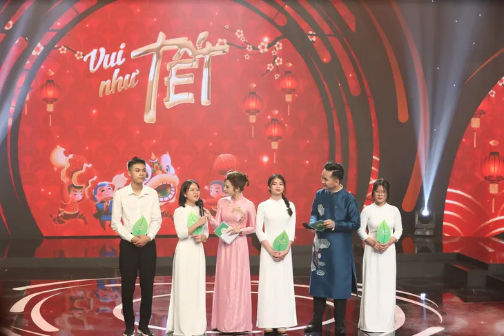 Gala Cặp lá yêu thương “Vui như Tết”: Vui vì những “chiếc lá” tràn đầy hi vọng - Ảnh 4. Gala Cặp lá yêu thương “Vui như Tết”: Vui vì những “chiếc lá” tràn đầy hi vọng - Ảnh 4.