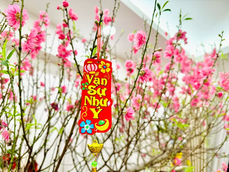 Cách chăm sóc cành đào nở đẹp đúng 3 ngày Tết - Ảnh 4. Cách chăm sóc cành đào nở đẹp đúng 3 ngày Tết - Ảnh 4.