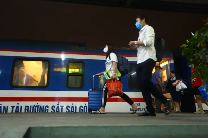 Tết năm nay, ngành đường sắt không bán ghế phụ - Ảnh 1. Tết năm nay, ngành đường sắt không bán ghế phụ - Ảnh 1.