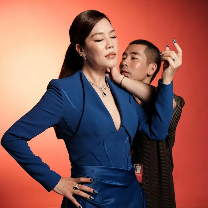 Chuyện chưa kể về đại tiệc thời trang ở Chị Đẹp đạp gió rẽ sóng - Ảnh 1. Chuyện chưa kể về đại tiệc thời trang ở Chị Đẹp đạp gió rẽ sóng - Ảnh 1.