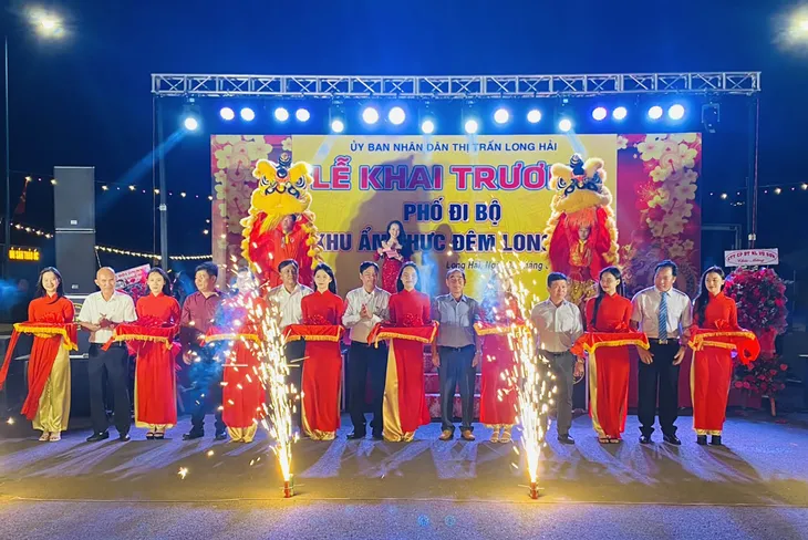 Bà Rịa - Vũng Tàu tràn ngập sắc Xuân chào đón du khách - Ảnh 12. Bà Rịa - Vũng Tàu tràn ngập sắc Xuân chào đón du khách - Ảnh 12.