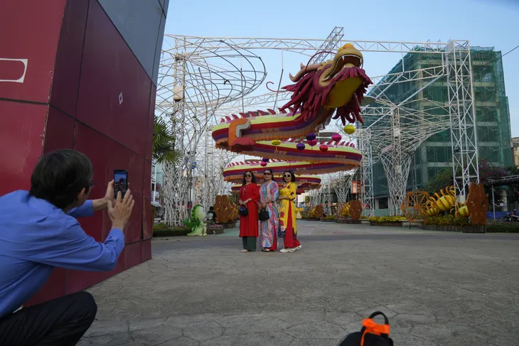 Bà Rịa - Vũng Tàu tràn ngập sắc Xuân chào đón du khách - Ảnh 4. Bà Rịa - Vũng Tàu tràn ngập sắc Xuân chào đón du khách - Ảnh 4.