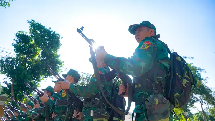 Bộ đội biên phòng ngày đêm mật phục chống buôn lậu những ngày cận Tết - Ảnh 5. Bộ đội biên phòng ngày đêm mật phục chống buôn lậu những ngày cận Tết - Ảnh 5.