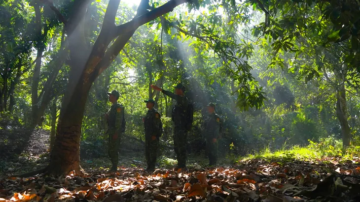 Bộ đội biên phòng ngày đêm mật phục chống buôn lậu những ngày cận Tết - Ảnh 4. Bộ đội biên phòng ngày đêm mật phục chống buôn lậu những ngày cận Tết - Ảnh 4.