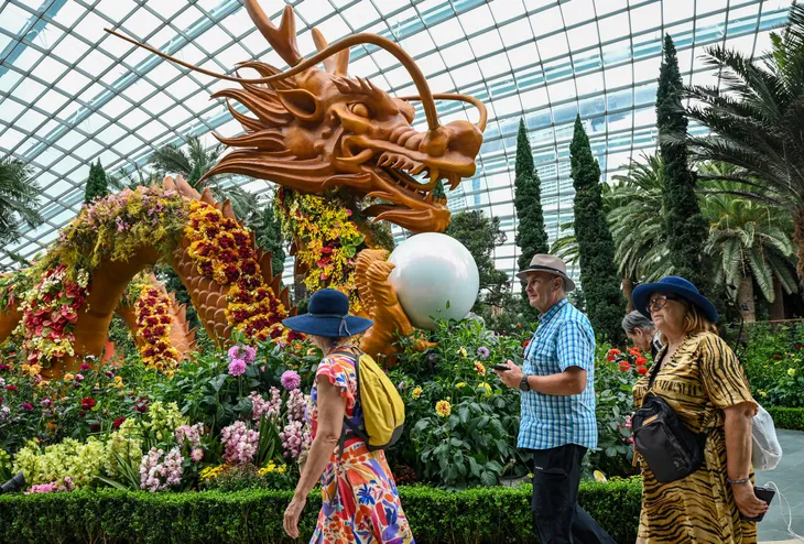 Nhiều nước trên thế giới rộn ràng chào đón năm mới Giáp Thìn - Ảnh 1. Nhiều nước trên thế giới rộn ràng chào đón năm mới Giáp Thìn - Ảnh 1.
