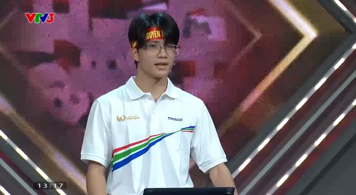 Đường lên đỉnh Olympia: Nam sinh Ninh Thuận về đích mỹ mãn, giành vòng nguyệt quế - Ảnh 4. Đường lên đỉnh Olympia: Nam sinh Ninh Thuận về đích mỹ mãn, giành vòng nguyệt quế - Ảnh 4.