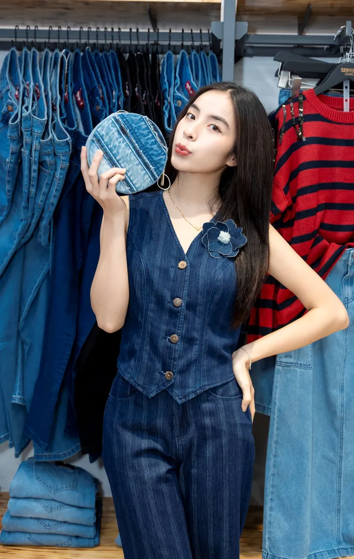 Đình Tú hội ngộ Trần Vân, đọ vẻ điển trai cùng bố Gấu Hoàng Hải - Ảnh 5. Đình Tú hội ngộ Trần Vân, đọ vẻ điển trai cùng bố Gấu Hoàng Hải - Ảnh 5.
