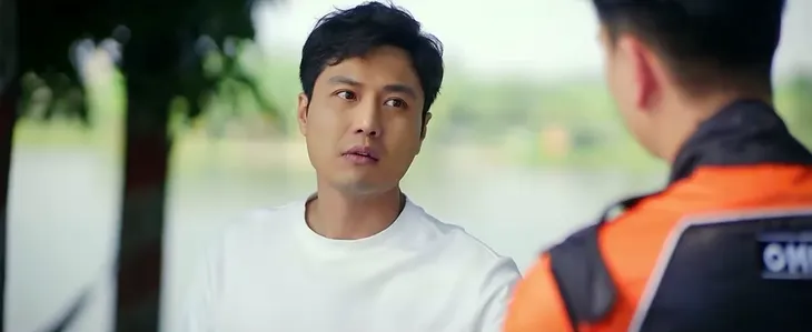 Mình yêu nhau, bình yên thôi - Tập 7: Vợ chồng ly thân quên chốt cửa khi ngủ và cái kết - Ảnh 9. Mình yêu nhau, bình yên thôi - Tập 7: Vợ chồng ly thân quên chốt cửa khi ngủ và cái kết - Ảnh 9.