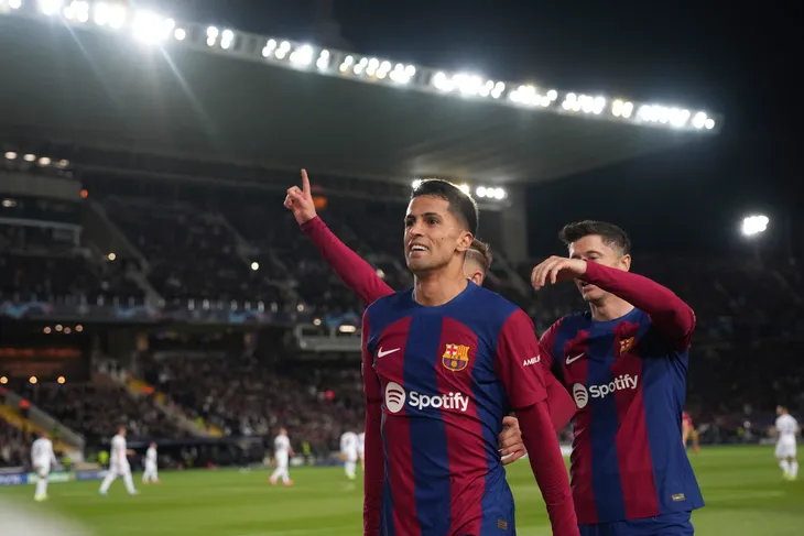 Thắng nhàn Napoli, Barcelona tiến vào tứ kết Champions League - Ảnh 1. Thắng nhàn Napoli, Barcelona tiến vào tứ kết Champions League - Ảnh 1.