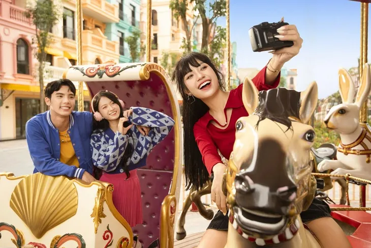 “Siêu vũ trụ giải trí” trong lòng Ocean City có gì mà khiến Gen Z mê mẩn? - Ảnh 1. “Siêu vũ trụ giải trí” trong lòng Ocean City có gì mà khiến Gen Z mê mẩn? - Ảnh 1.