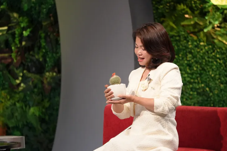 Trạm yêu thương: Nữ giám đốc chống gậy đi ngược số đông - Ảnh 2. Trạm yêu thương: Nữ giám đốc chống gậy đi ngược số đông - Ảnh 2.