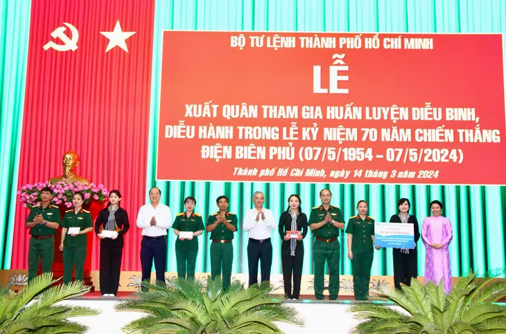 Những nữ du kích miền Nam hướng về Điện Biên Phủ - Ảnh 4. Những nữ du kích miền Nam hướng về Điện Biên Phủ - Ảnh 4.