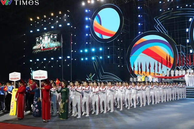 Toàn cảnh Lễ khai mạc Hội khỏe Phù Đổng TP Hà Nội lần thứ X năm 2024  - Ảnh 16.