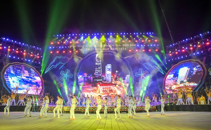 Rộn ràng trước giờ khai hội Lễ hội Hoa Ban năm 2024 - Ảnh 1. Rộn ràng trước giờ khai hội Lễ hội Hoa Ban năm 2024 - Ảnh 1.