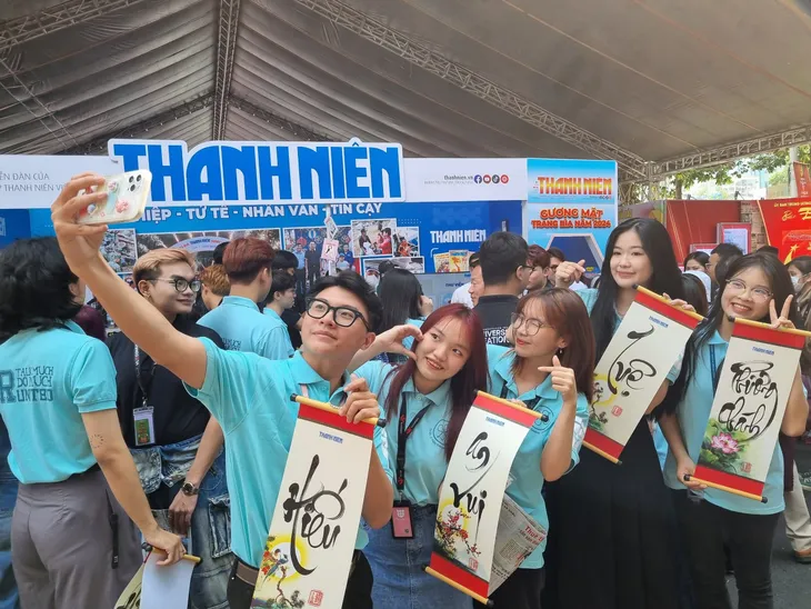 Ngày hội của những người làm báo Việt Nam chính thức khai mạc - Ảnh 19. Ngày hội của những người làm báo Việt Nam chính thức khai mạc - Ảnh 19.