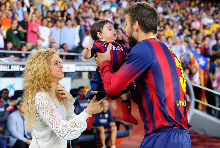 Shakira thừa nhận hy sinh sự nghiệp vì tình cũ Gerard Pique - Ảnh 1. Shakira thừa nhận hy sinh sự nghiệp vì tình cũ Gerard Pique - Ảnh 1.