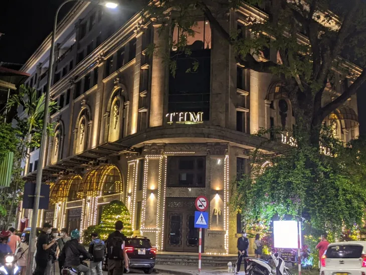 Hôm nay (19/3), xét xử vụ lừa đảo 8.600 tỷ đồng của cha con Chủ tịch Tân Hoàng Minh - Ảnh 2. Hôm nay (19/3), xét xử vụ lừa đảo 8.600 tỷ đồng của cha con Chủ tịch Tân Hoàng Minh - Ảnh 2.