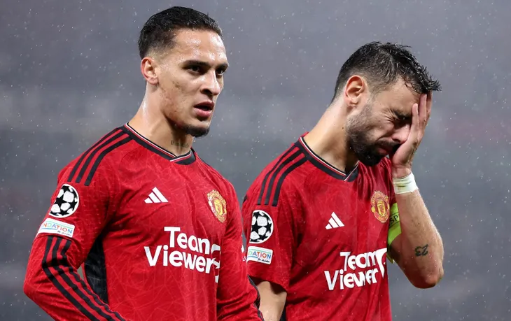 Những lần Pep Guardiola phản ứng khi Man United được nhắc đến - Ảnh 4. Những lần Pep Guardiola phản ứng khi Man United được nhắc đến - Ảnh 4.