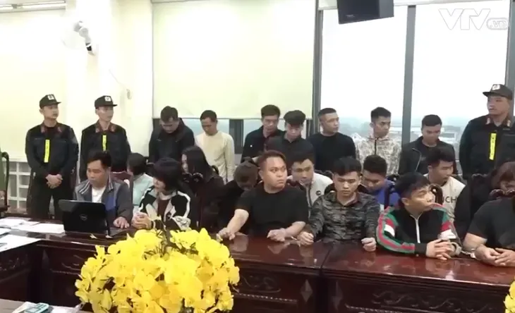Vì sao nhiều người vẫn sập bẫy thủ đoạn giả mạo cơ quan chức năng chiếm đoạt tài sản? - Ảnh 1. Vì sao nhiều người vẫn sập bẫy thủ đoạn giả mạo cơ quan chức năng chiếm đoạt tài sản? - Ảnh 1.