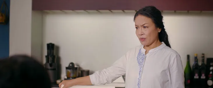 Mẹ chồng sắp nhận gạch đá trong phim mới VTV3 - Ảnh 7. Mẹ chồng sắp nhận gạch đá trong phim mới VTV3 - Ảnh 7.