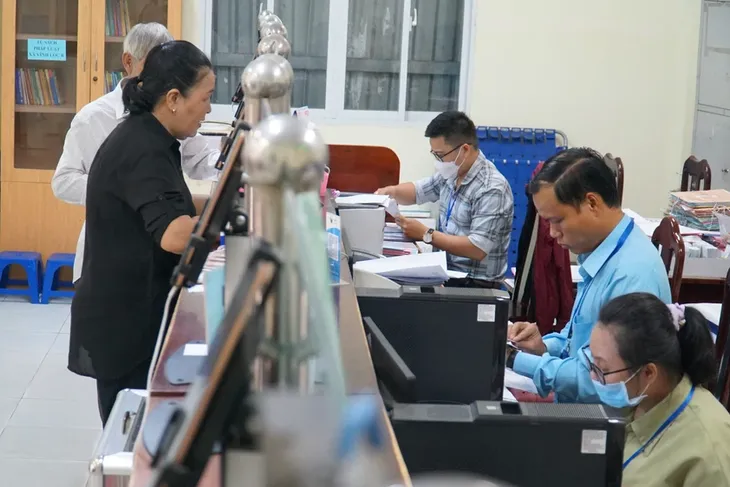 Sắp xếp cán bộ dôi dư trong sáp nhập xã, huyện: Cần chủ động, trách nhiệm và quyết liệt - Ảnh 1. Sắp xếp cán bộ dôi dư trong sáp nhập xã, huyện: Cần chủ động, trách nhiệm và quyết liệt - Ảnh 1.