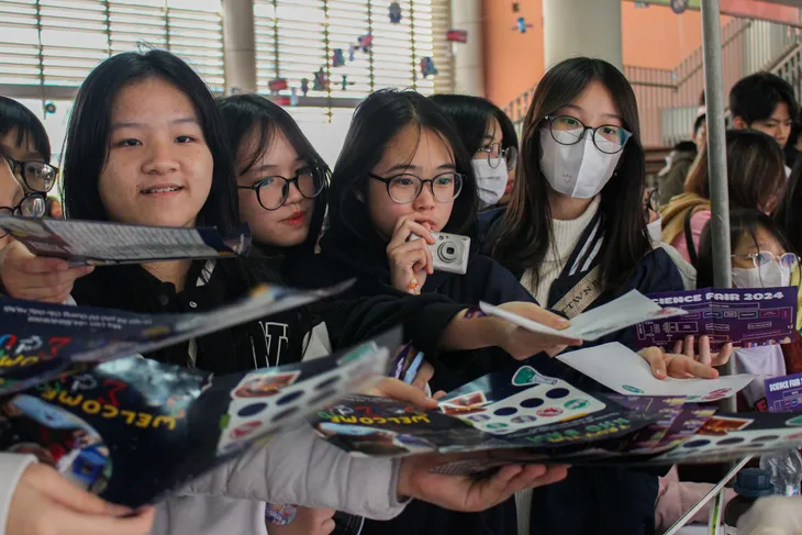 Hội chợ Science Fair 2024: Lan toả đam mê khoa học - Ảnh 6. Hội chợ Science Fair 2024: Lan toả đam mê khoa học - Ảnh 6.