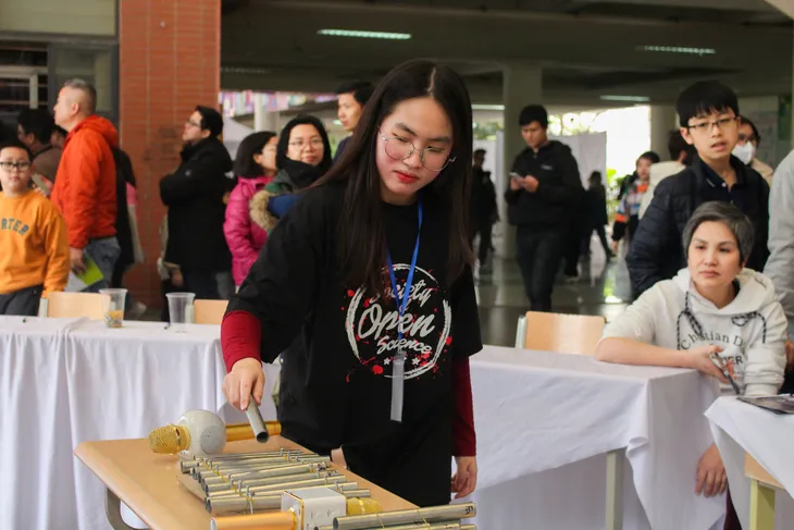 Hội chợ Science Fair 2024: Lan toả đam mê khoa học - Ảnh 5. Hội chợ Science Fair 2024: Lan toả đam mê khoa học - Ảnh 5.